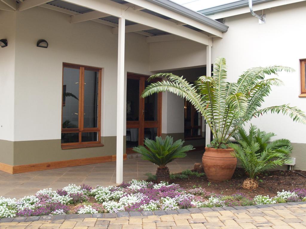 Villa Jana Guesthouse Pretoria-Noord Eksteriør bilde
